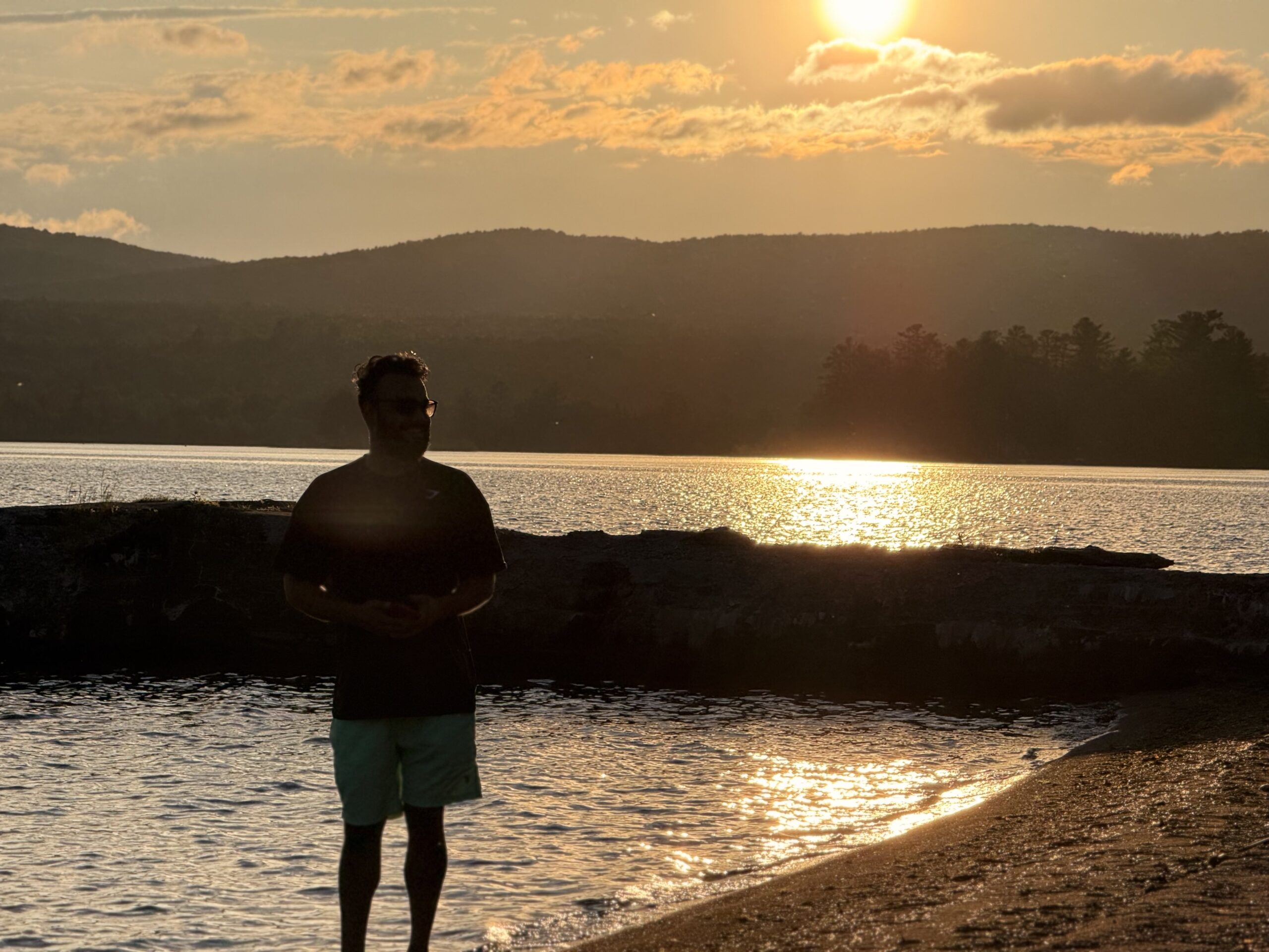 Sunset_with_Human_enjoying